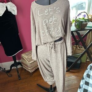 Cozy Women's Pajama Set in Brown